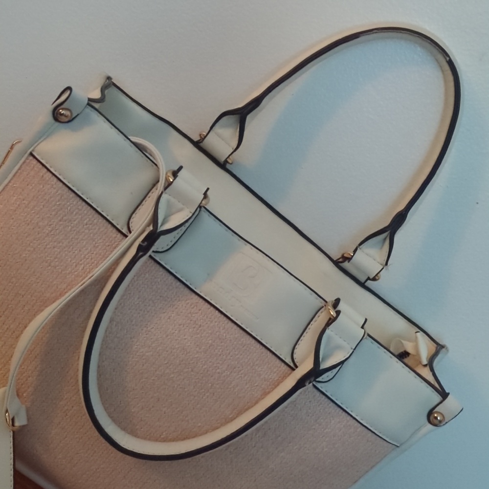 Handbag - Picture 5 of 15